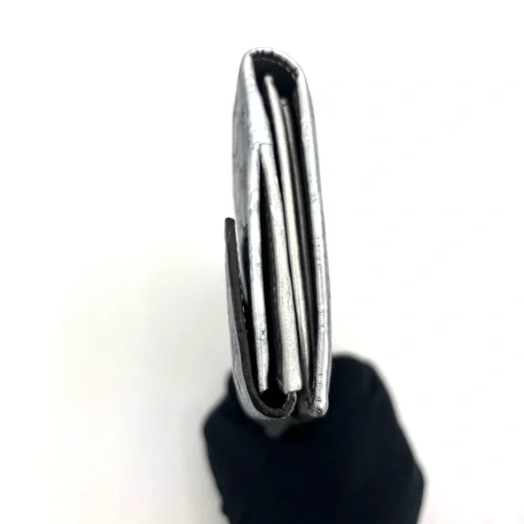 Gucci Guccisima Heart Wallet - Picture 5 of 11